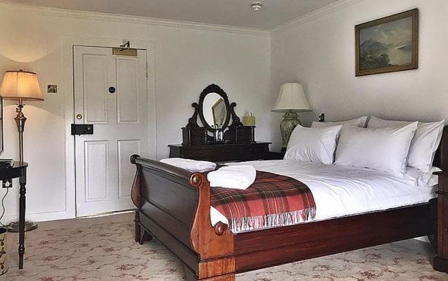Отель Islay House Bridgend  Экстерьер фото